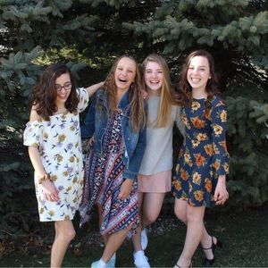 Meet your Posher, Kitrena